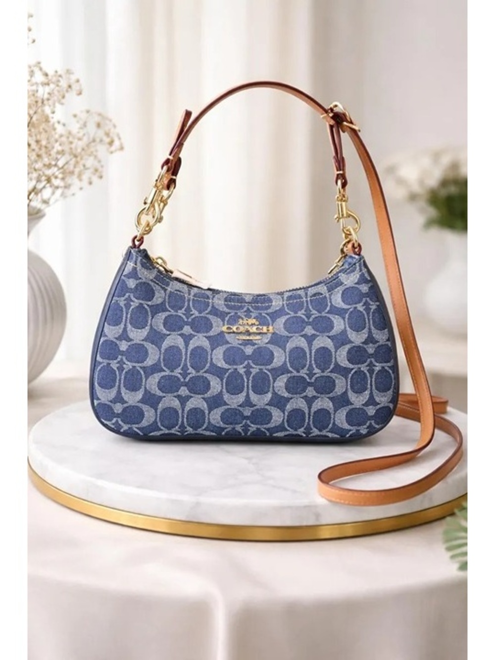 Coach Teri Signature Denim Blue Shoulder Bag Gold Hardware Zip Top Purse